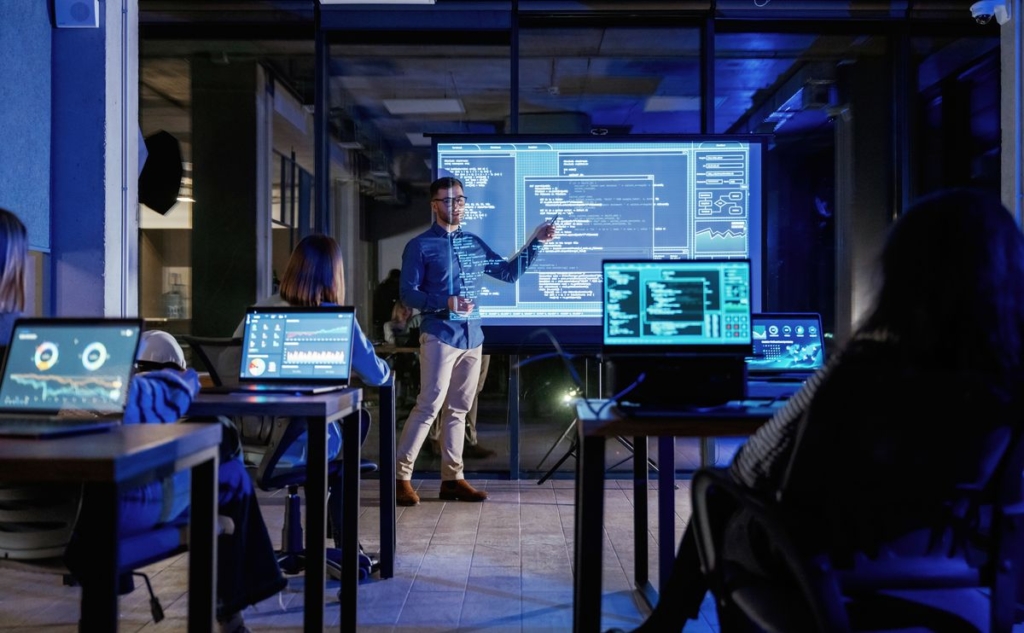 Ciberseguridad 2025: 7 Motivos para Formar a tu Equipo